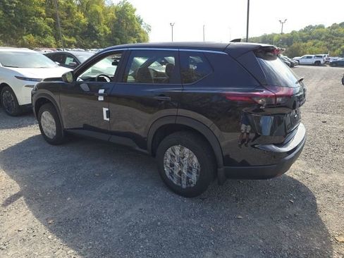 New 2026 Nissan Rogue S AWD/4WD image 3