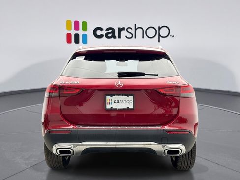 Used 2023 Mercedes-Benz GLA 250 4MATIC image 4