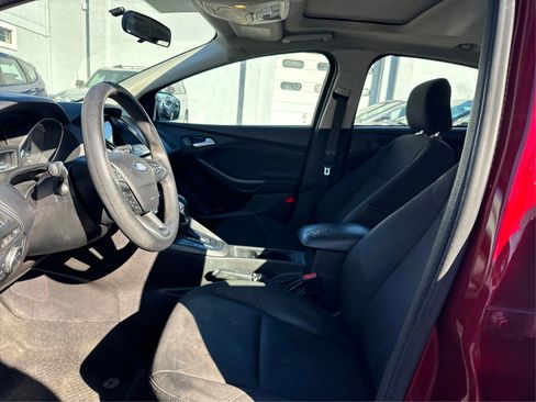 Used 2017 Ford Focus SEL image 11