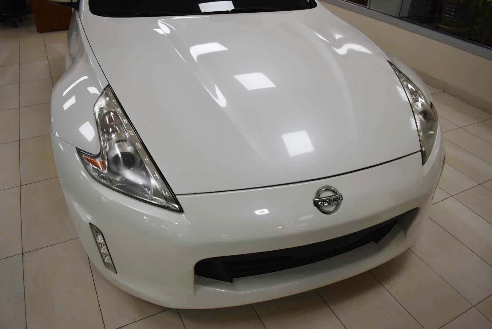 Used 2014 Nissan 370Z Coupe RWD image 40