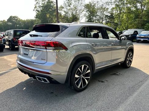 Used 2024 Volkswagen Atlas Cross Sport SEL Premium R-Line AWD/4WD image 6