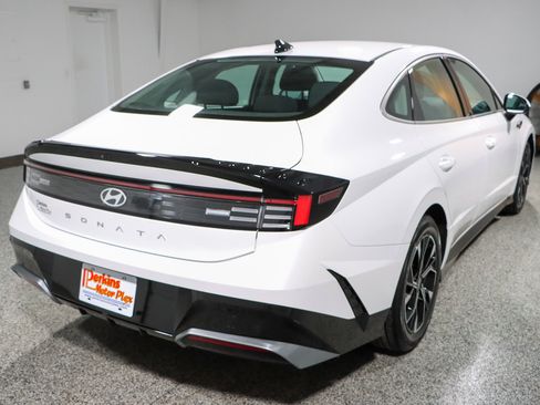 Used 2025 Hyundai Sonata SEL FWD image 7