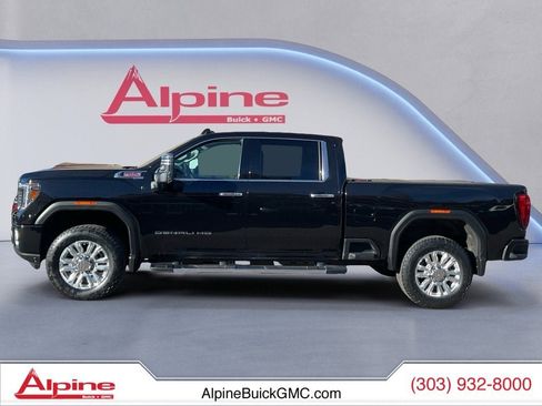Used 2022 GMC Sierra 3500 Denali image 2