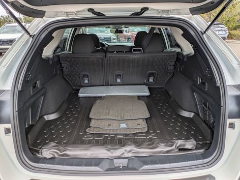 Certified 2023 Subaru Outback Premium image 12