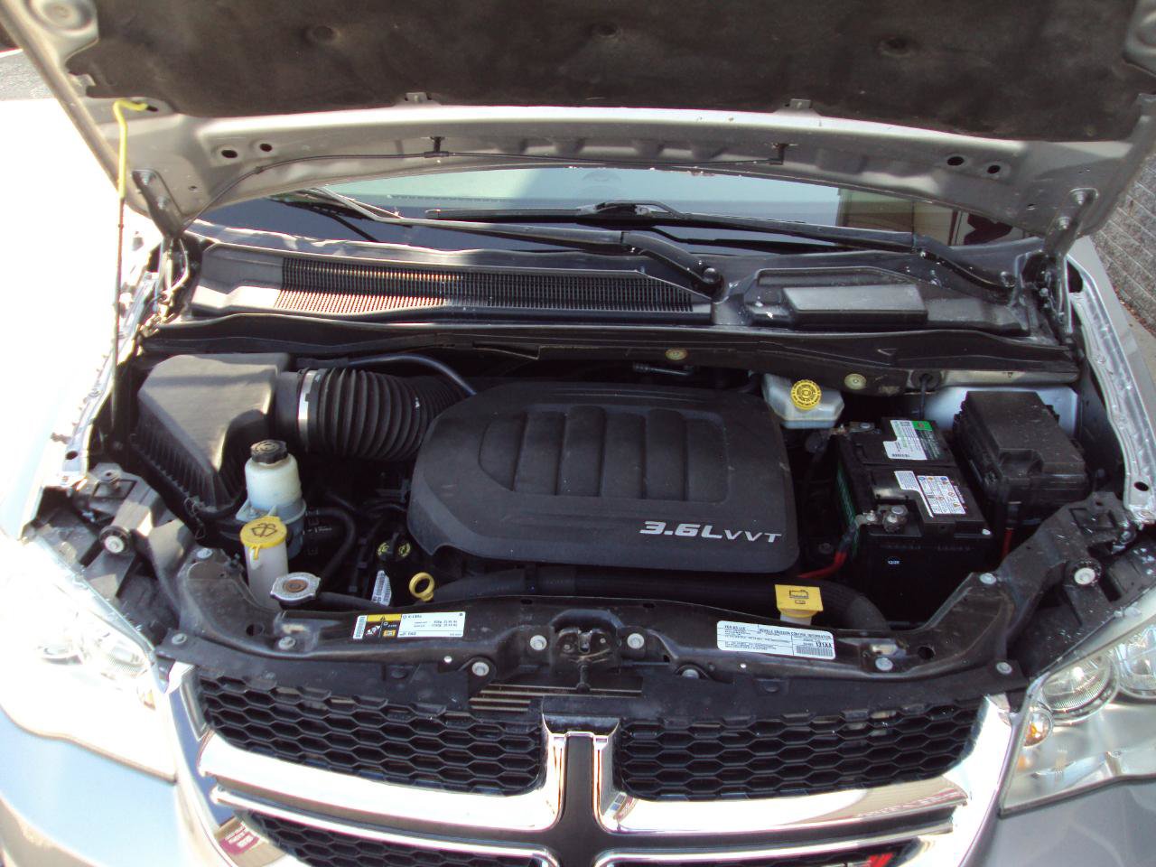 Used 2018 Dodge Grand Caravan SE w/ UConnect Hands-Free Group FWD image 27