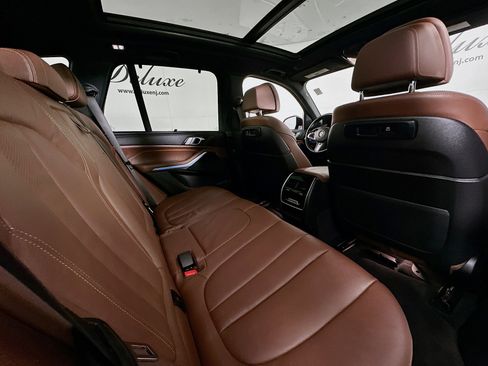 Used 2021 BMW X5 xDrive45e w/ M Sport Package image 28