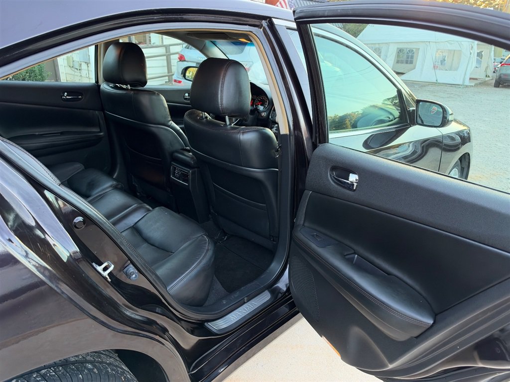Used 2014 Nissan Maxima 3.5 SV w/ Premium Package FWD image 17