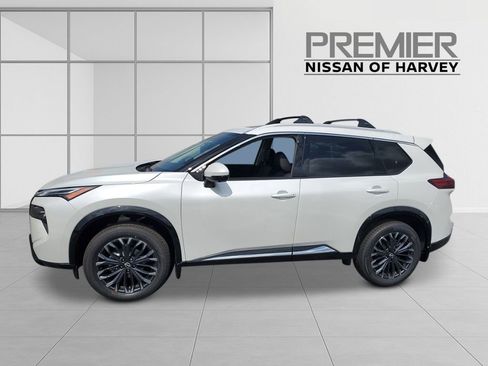 New 2026 Nissan Rogue Platinum AWD/4WD image 2