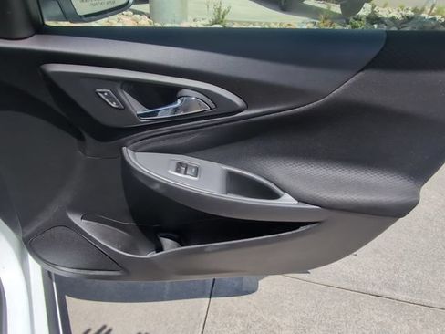 Used 2024 Chevrolet Malibu LS FWD image 28