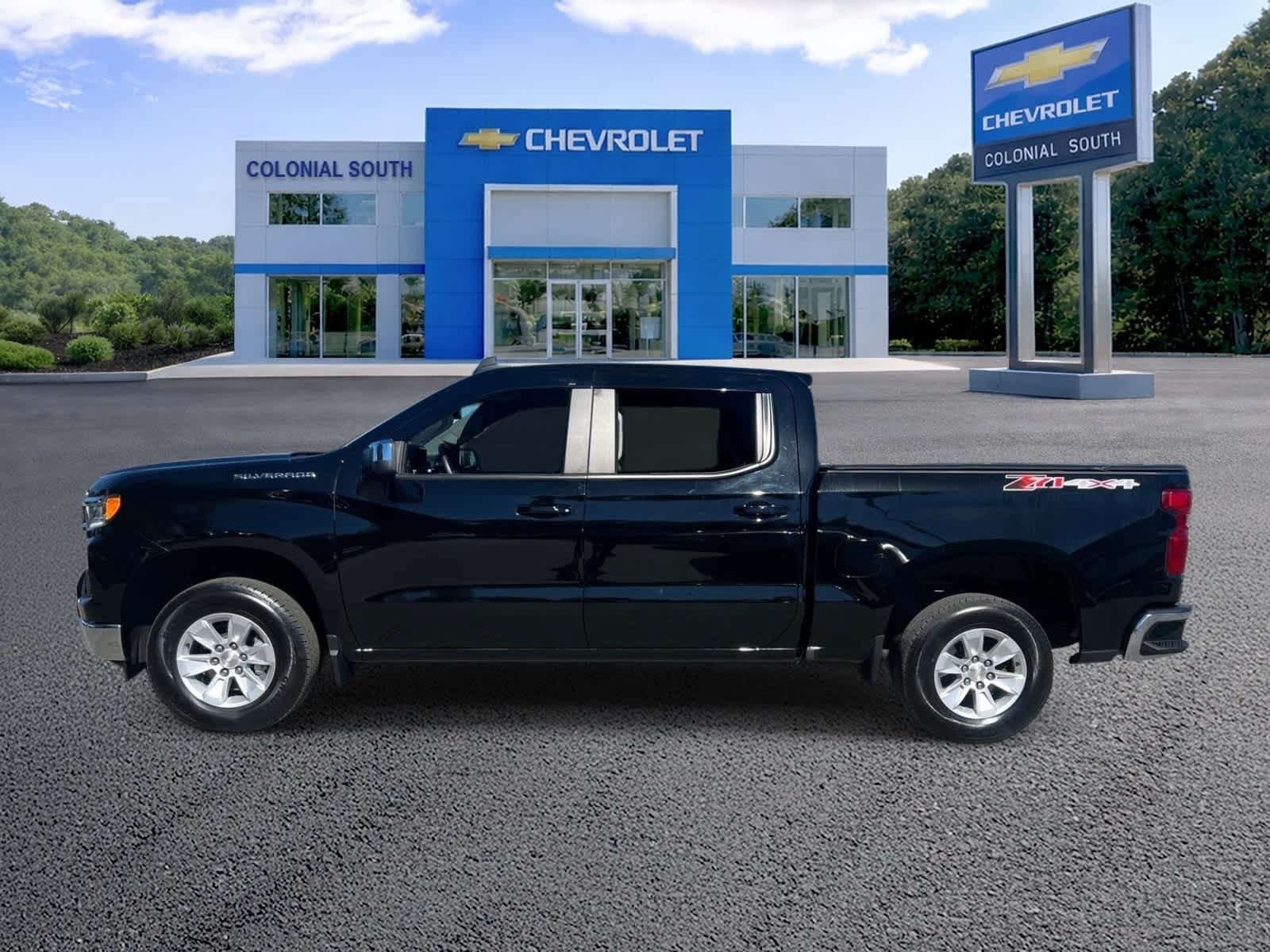Certified 2024 Chevrolet Silverado 1500 LT AWD/4WD image 3