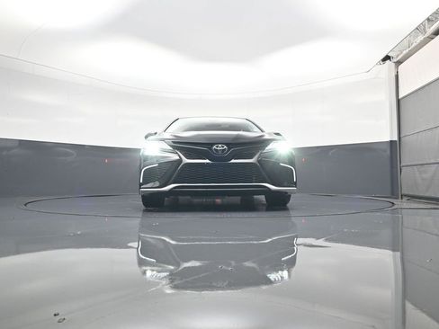 Used 2024 Toyota Camry XSE image 18