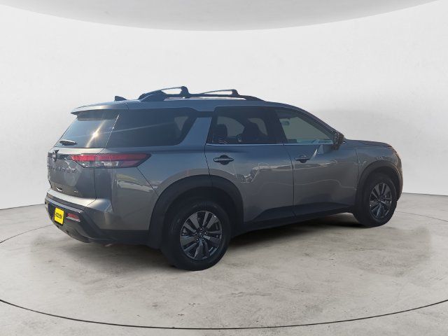 Certified 2026 Nissan Pathfinder SV w/ Cargo Package AWD/4WD image 5