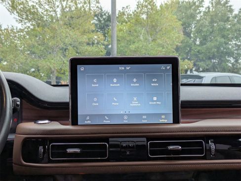 Used 2022 Lincoln Aviator Grand Touring image 18