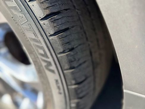 Used 2014 Ford Escape SE w/ Leather Comfort Package image 16