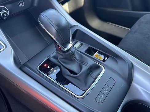 Used 2024 Dodge Hornet R/T image 11