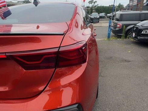 Used 2020 Kia Forte GT FWD image 3