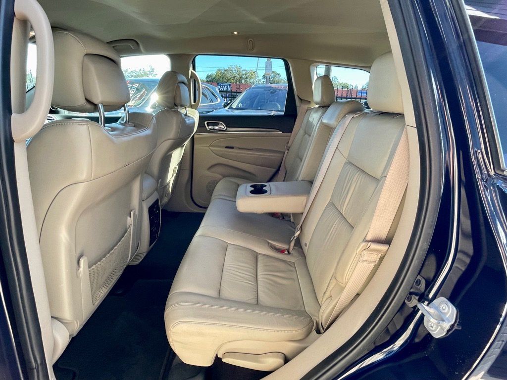 Used 2016 Jeep Grand Cherokee Limited AWD/4WD image 18