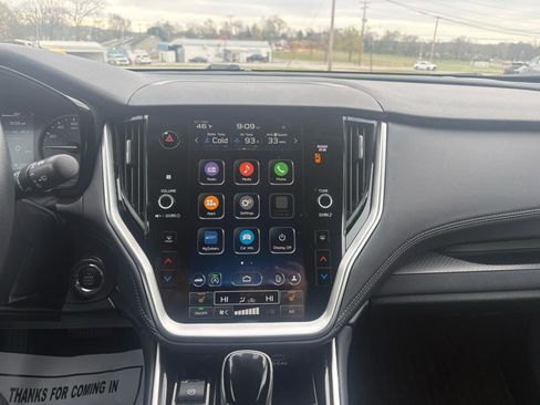 Used 2023 Subaru Outback Premium image 17