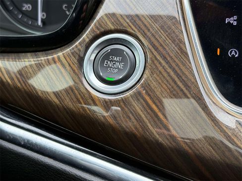 Used 2021 Cadillac XT6 Sport w/ Platinum Package image 29