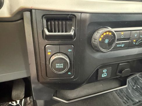 Used 2023 Ford F150 XLT image 45