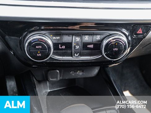 Used 2024 Chevrolet Trax LT image 45