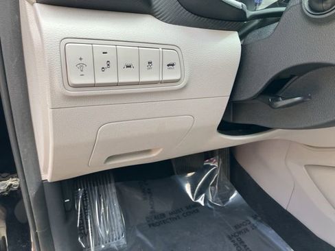 Used 2019 Hyundai Tucson Sport image 11