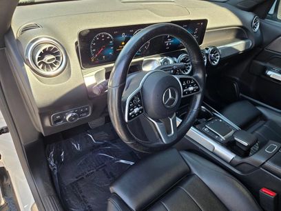 Used 2021 Mercedes-Benz GLB 250 4MATIC w/ Premium Package