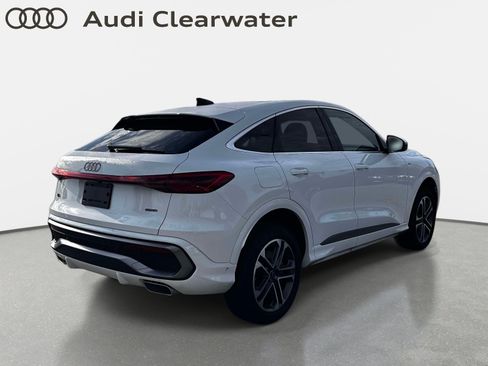 Certified 2025 Audi Q5 Premium w/ Convenience Package AWD/4WD image 3