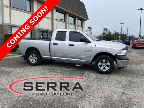 Used 2017 RAM 1500 ST w/ SXT Appearance Group image 1