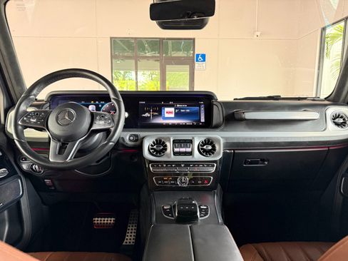 Used 2021 Mercedes-Benz G 550 image 40