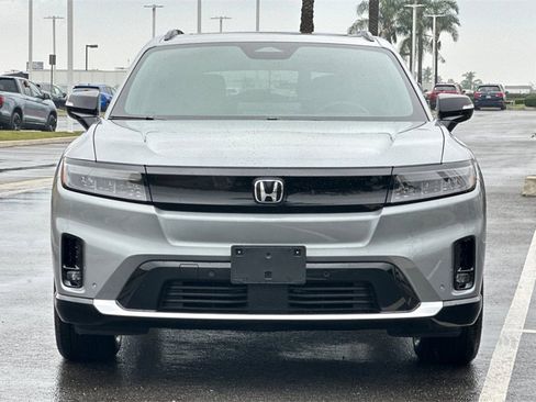 Certified 2025 Honda Prologue Touring image 8