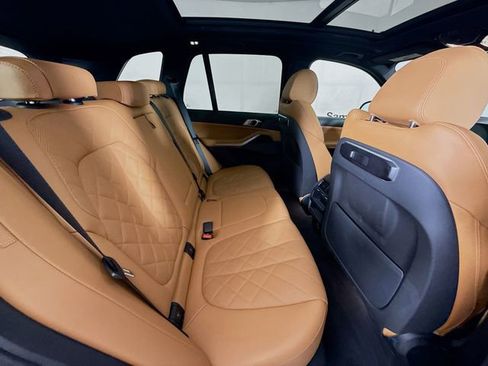 Used 2024 BMW X5 xDrive50e w/ M Sport Package image 29