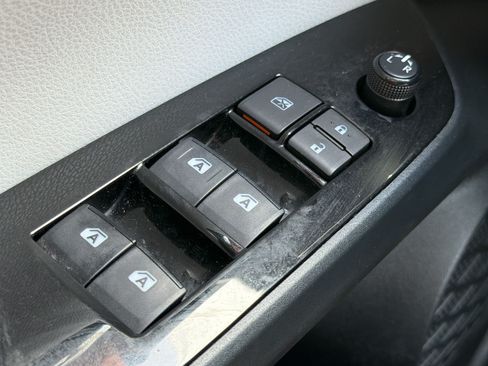 Used 2017 Toyota Prius One FWD image 28