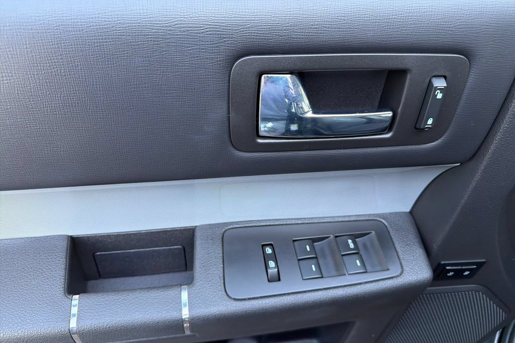 Used 2014 Ford Flex SEL w/ Equipment Group 202A AWD/4WD image 8