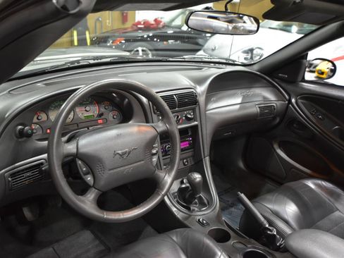 Used 2001 Ford Mustang GT RWD image 21