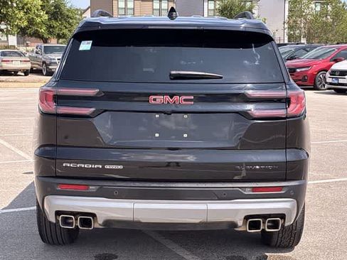 Used 2024 GMC Acadia Elevation AWD/4WD image 5