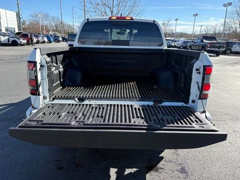 Used 2026 Nissan Frontier SV w/ All-Weather Content Package AWD/4WD image 28