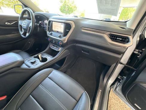 Certified 2023 GMC Acadia Denali w/ Denali Ultimate Package FWD image 30