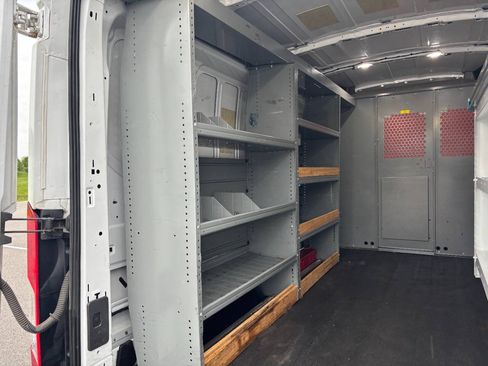 Used 2018 Ford Transit 250 148 Medium Roof RWD image 13