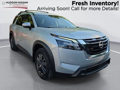 Used 2025 Nissan Pathfinder SV w/ Cargo Package