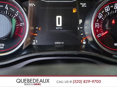Used 2022 Dodge Challenger GT RWD image 16