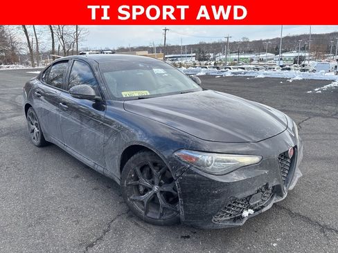 Used 2020 Alfa Romeo Giulia Ti Sport w/ Quick Order Package 22S Sport image 3