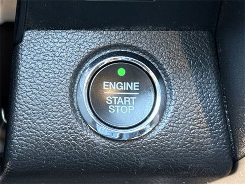 Certified 2021 Ford Expedition Max XLT image 36