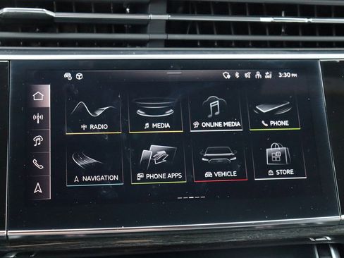 Used 2025 Audi Q8 Prestige w/ Prestige Package image 37