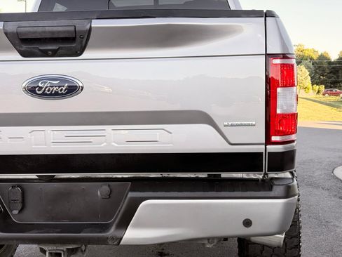 Used 2020 Ford F150 XLT w/ Equipment Group 302A Luxury AWD/4WD image 11