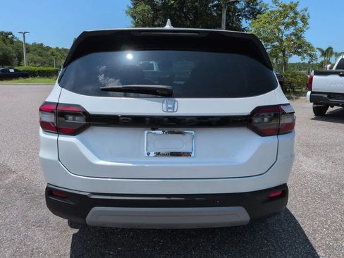 Used 2025 Honda Pilot EX-L image 5