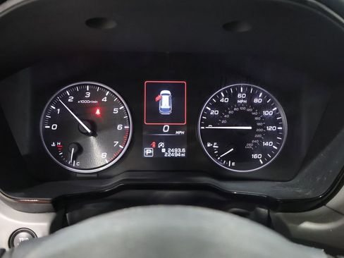Used 2024 Subaru Outback Premium AWD/4WD image 37