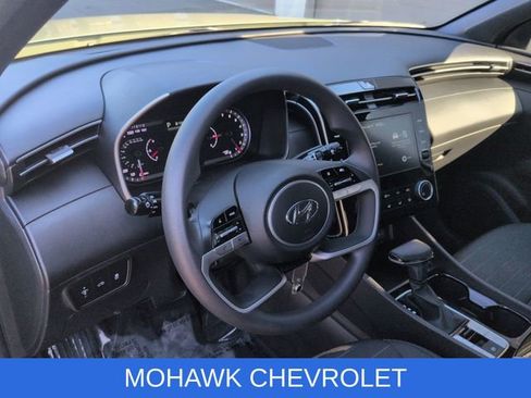 Used 2023 Hyundai Santa Cruz SE image 11