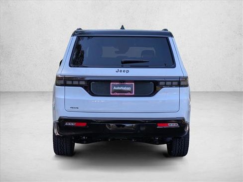 New 2026 Jeep Grand Wagoneer 4WD image 8