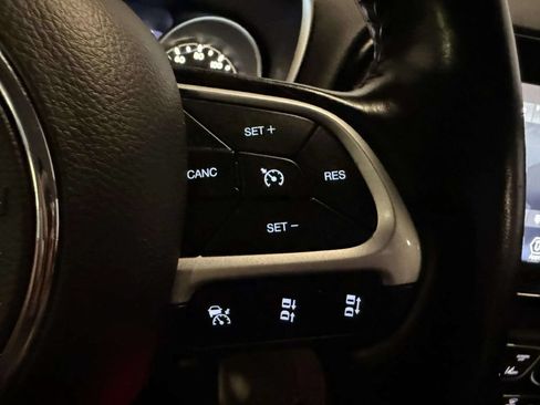 Used 2021 Jeep Compass Limited AWD/4WD image 40
